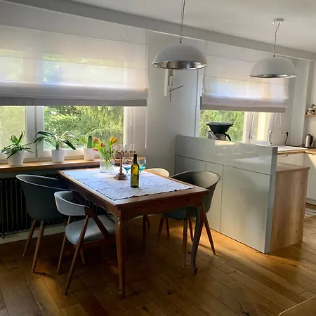 Paryska - Poczuj Sie W Domu