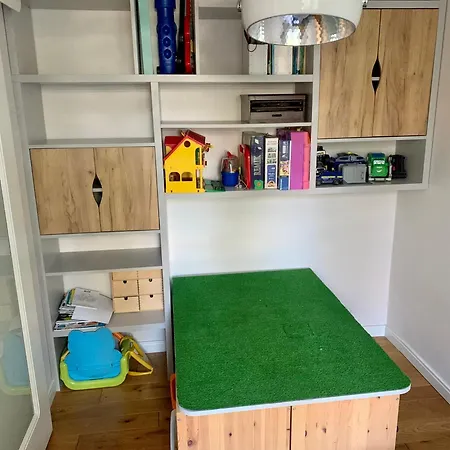 Paryska - Poczuj Sie W Domu *